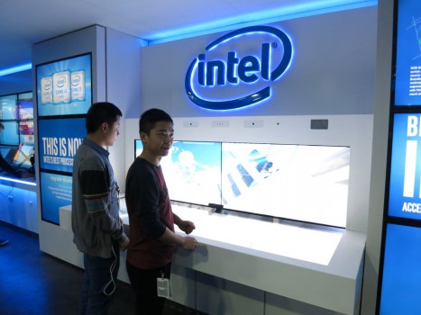 Intel展臺設計